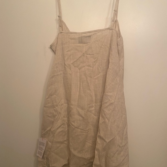 ASOS design dress - Picture 2 of 3